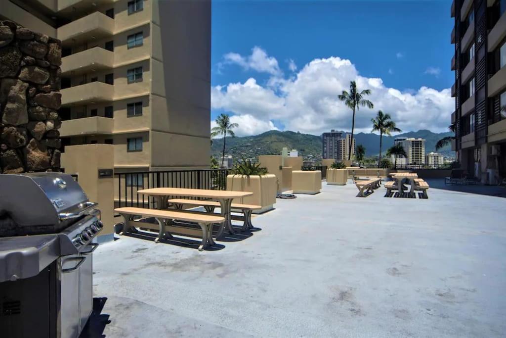 King Bed, Spacious, Legal, View Honolulu Exterior foto